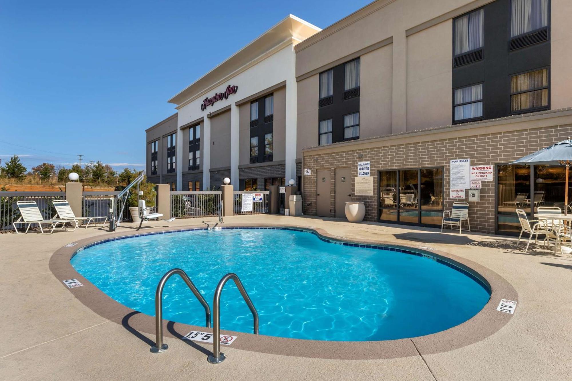 Hampton Inn Mebane Bagian luar foto
